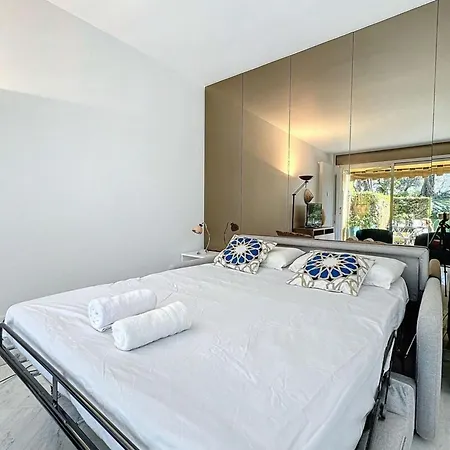 Magnificent - Renovated In A Luxury - Swimming Pool Apartamento *